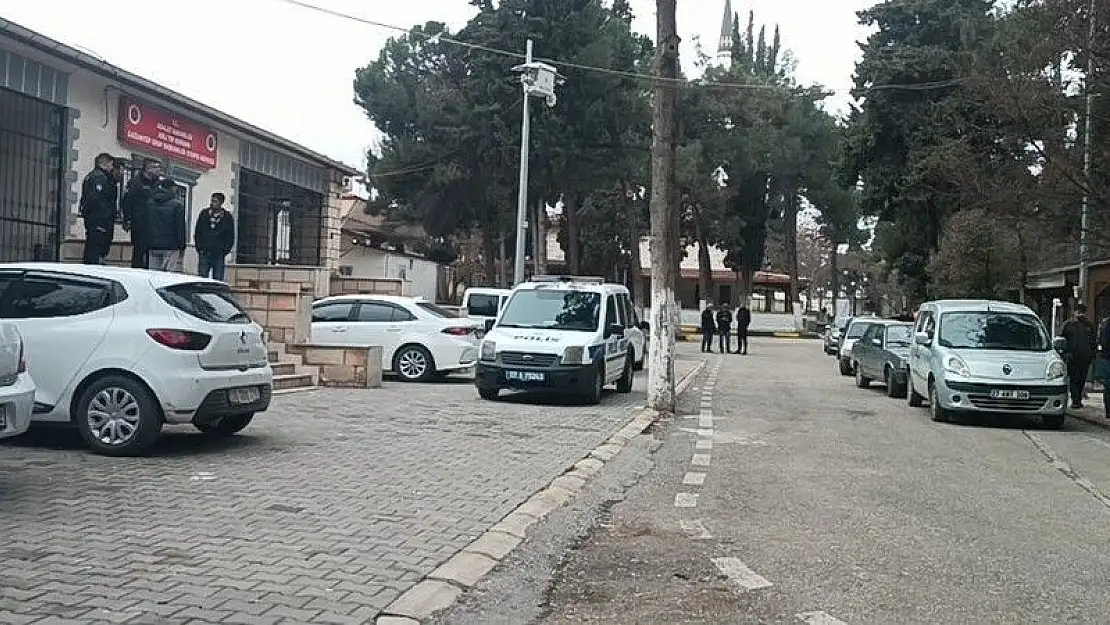 Eşini ve Üvey Oğlunu Öldüren Kişi Tutuklandı