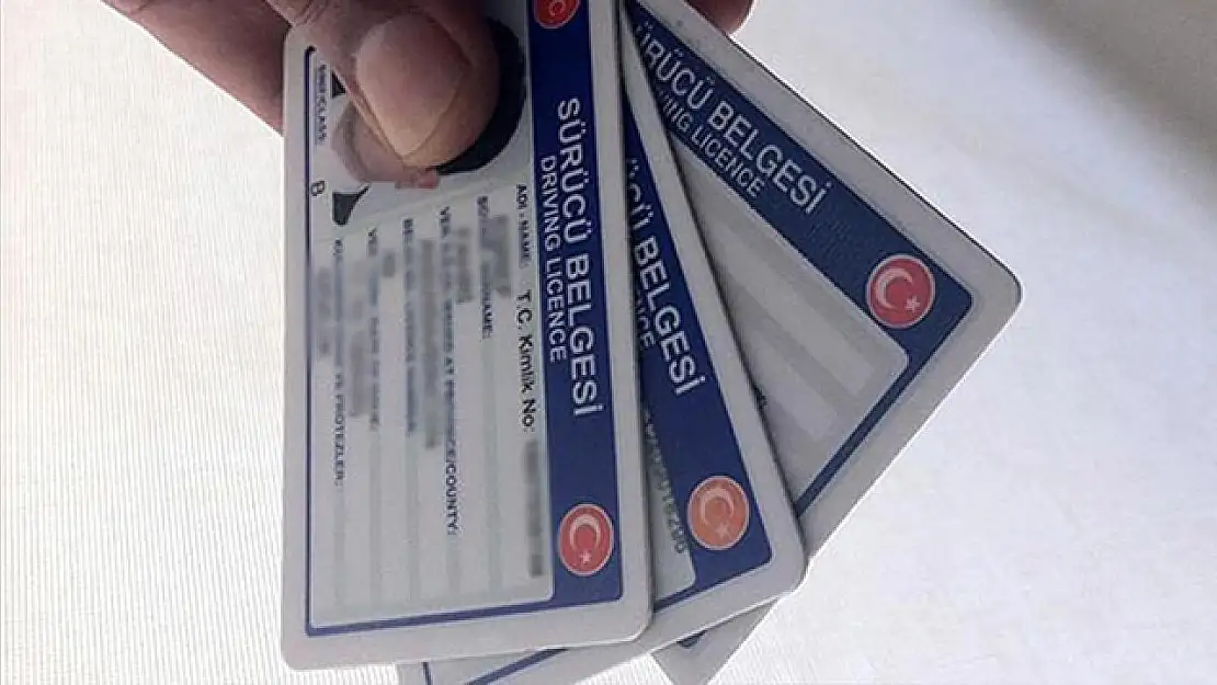 Eski Ehliyetleri Yenilemek İçin Son 2 Gün: Aksi Halde 7.438 Lira Ödenecek