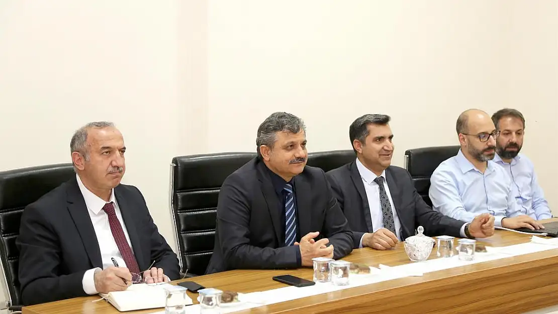 Fakültelere Brifing Ziyaretleri Devam Ediyor
