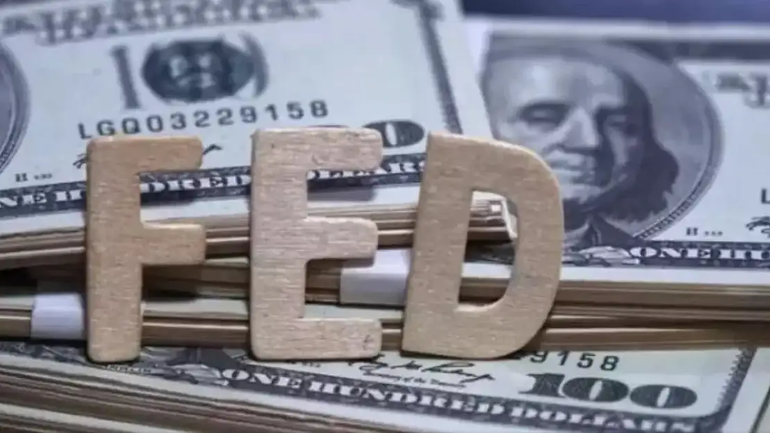 Fed Başkanı Powell'dan faiz indirimi sinyali