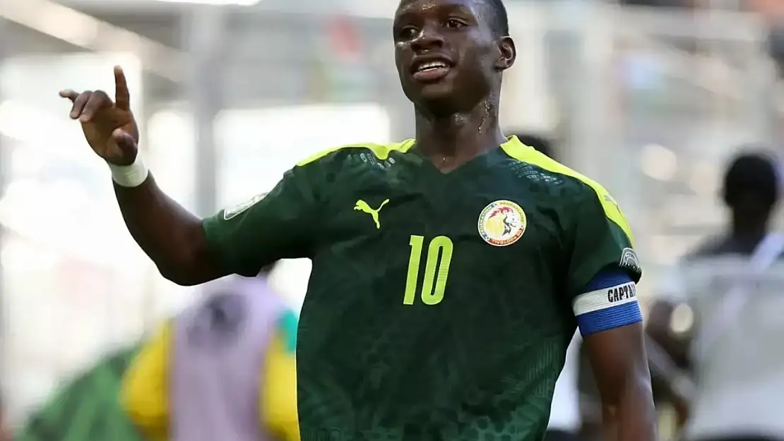 Fenerbahçe'den Geleceğe Yatırım: Amara Diouf İstanbul'da