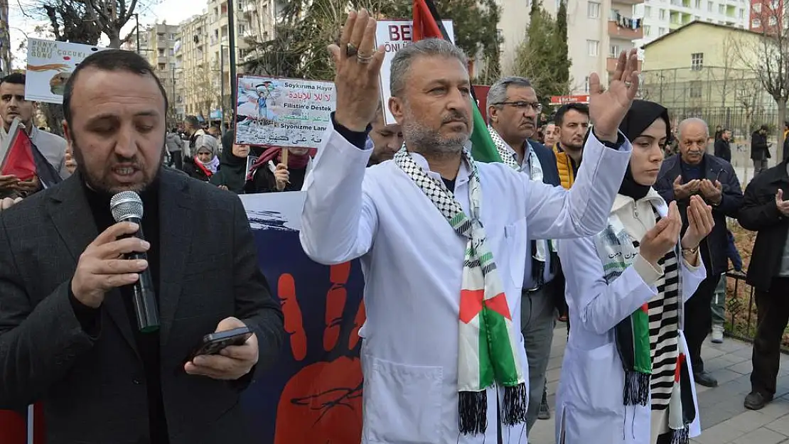 Gazze İçin 18 Haftadır Sabır ve Sebatla Devam Ediyorlar