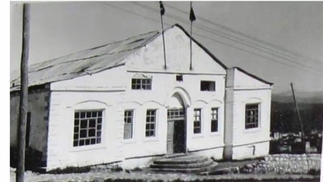 Geçmişe Yolculuk: 1934'te Açılan Siirt Halk Evi'ne Ait Nadir Görseller Ortaya Çıktı