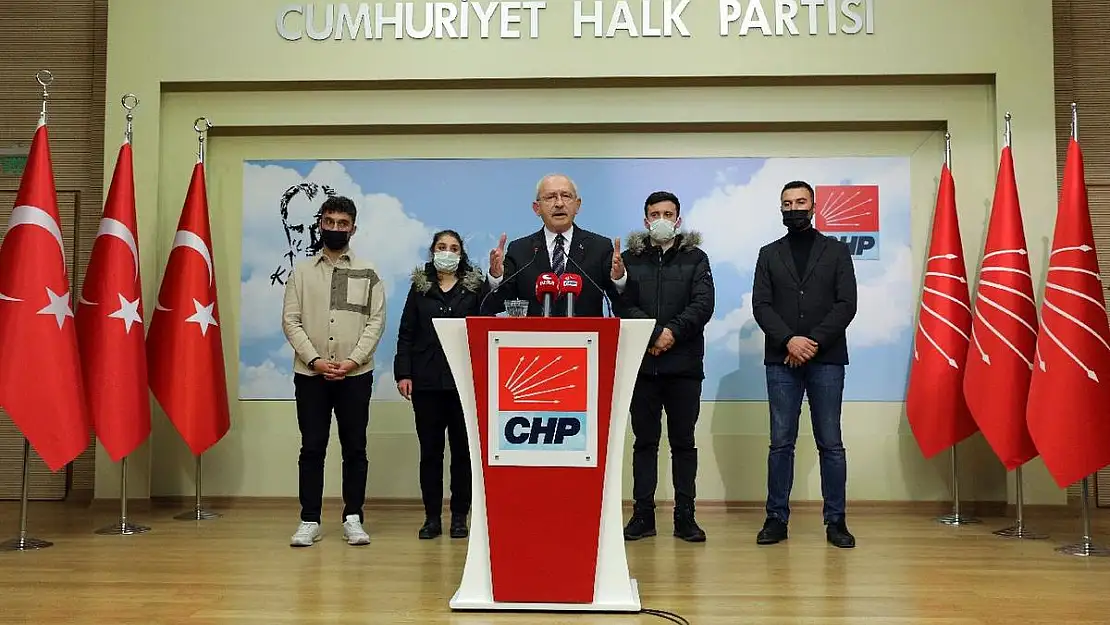 GELECEĞİ ÇALINAN GENÇLERDEN BİRİ DE SİİRTLİ CİHAT SILI KPSS'DE 82,4 PUAN ALARAK  BARAJINDA TÜRKİYE 4.'SÜ OLDU AMA  MÜLAKAT(!) SINAVIYLA ELENDİ