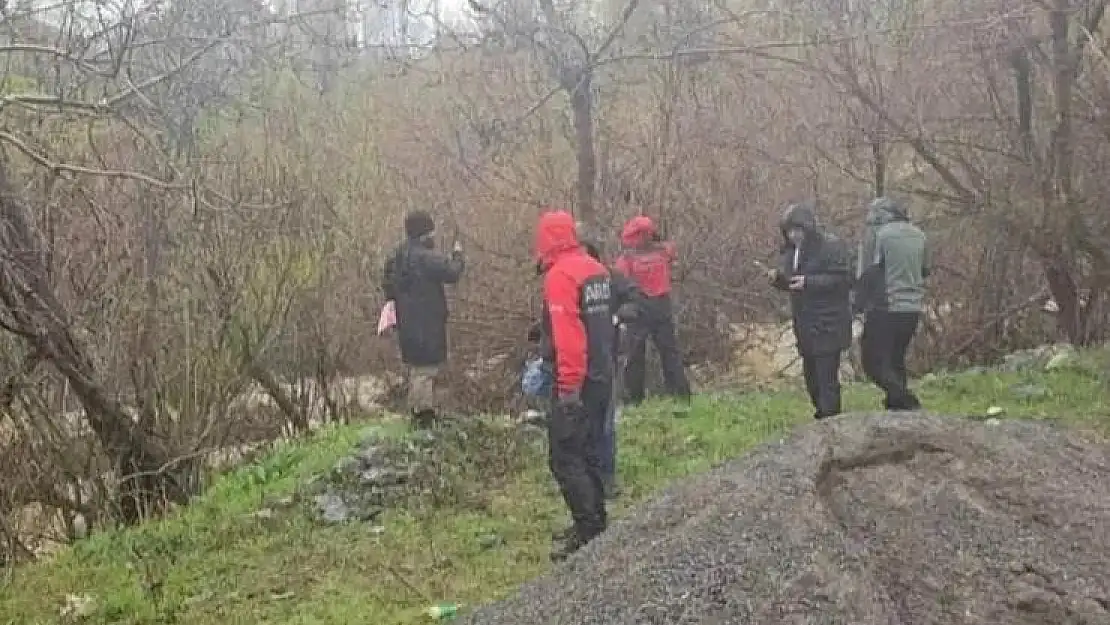 Hakkari'de Kaybolan Kadın İçin Siirt'ten Ekip Gönderildi