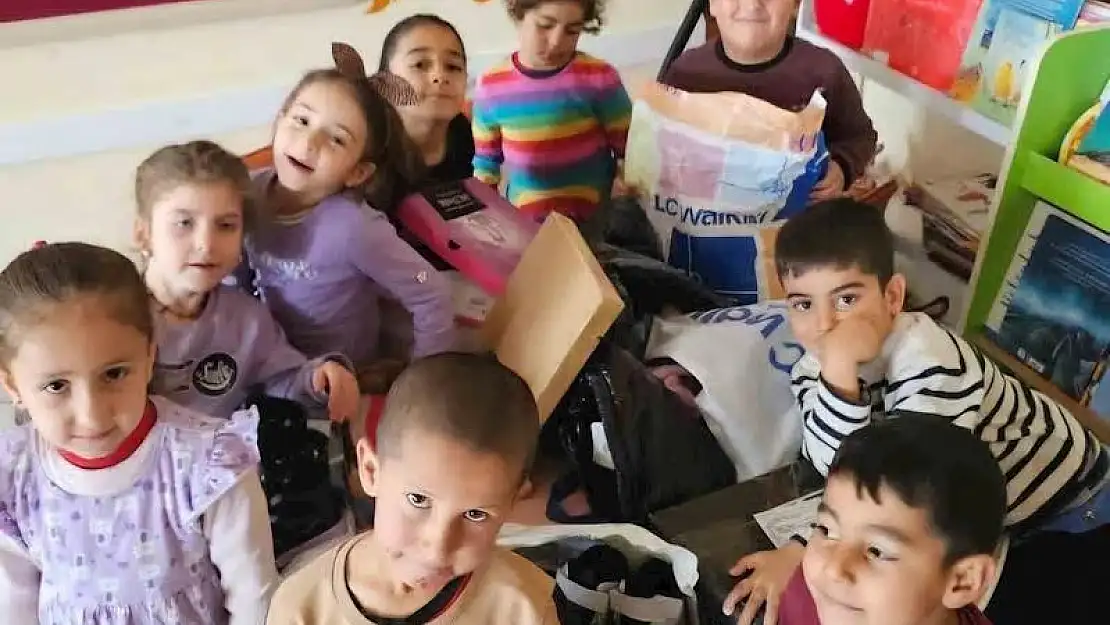 Hayırsever Vatandaştan Öğrencilere Yardım