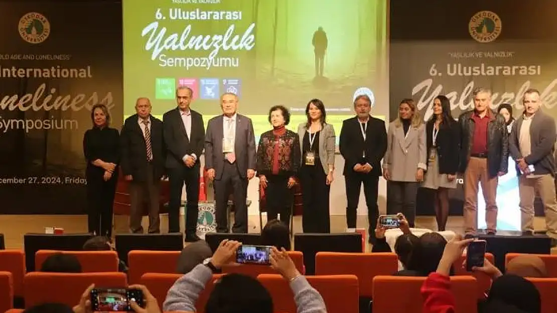 Her 10 Yaşlıdan 7'si Yalnız Hissediyor!