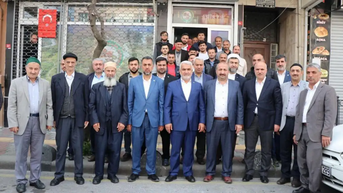 HÜDAPAR Genel Başkanı Yapıcıoğlu, İstanbul'da Siirtlilerle Bir Araya Geldi