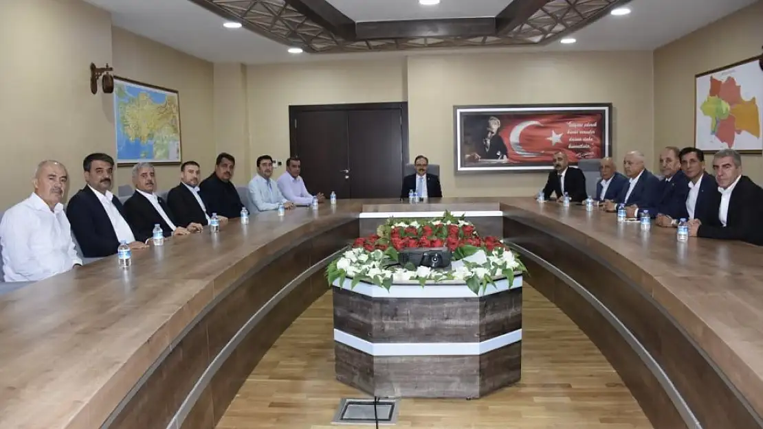 İl Genel Meclisinden Vali Dr.Kemal Kızılkaya'ya Hayırlı Olsun Ziyareti