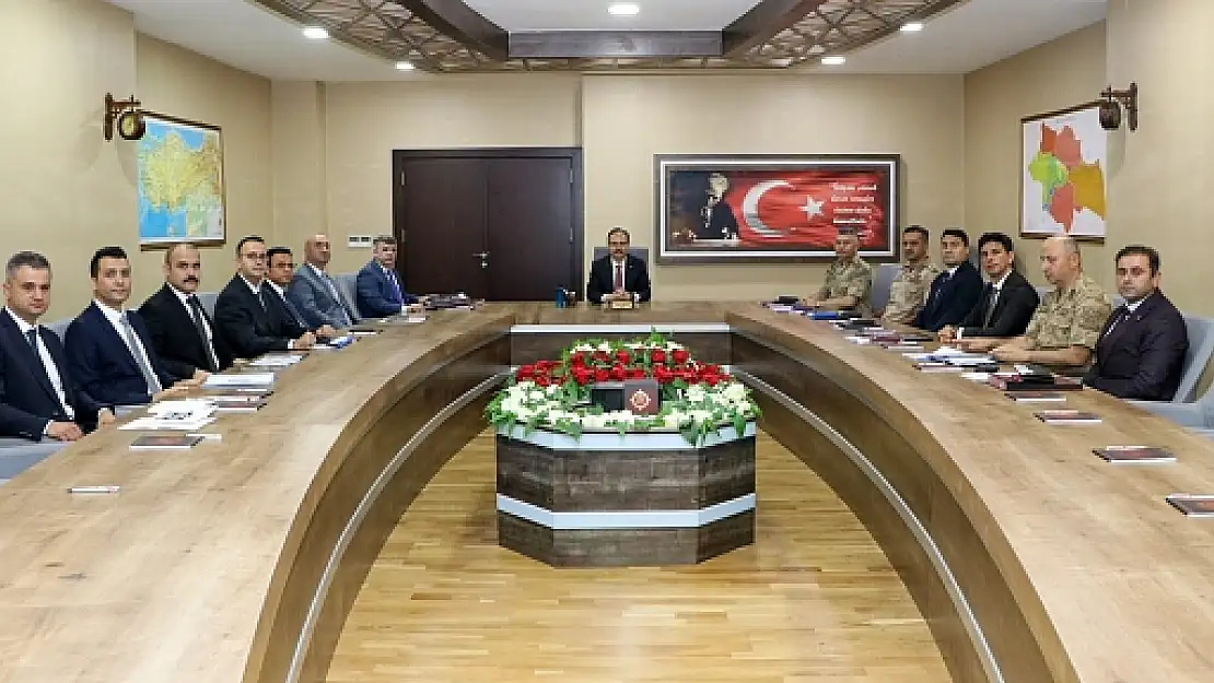 İl Güvenlik ve Asayiş Koordinasyon Toplantısı Vali Dr.Kemal Kızılkaya Başkanlığında Yapıldı