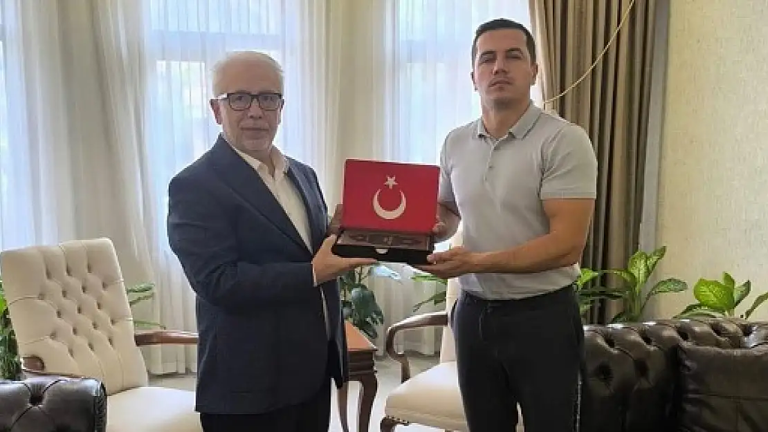 İl Müftüsü Pinal'dan Eruh'a Ziyaret: Kaymakam Meral'e Hayırlı Olsun, Kur'an Kursu ve Cami İnşaatlarında İnceleme