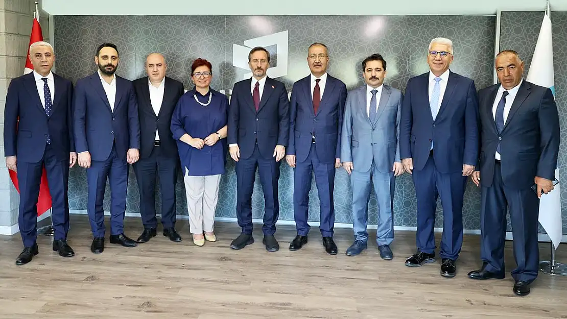 İletişim Başkanı Altun'dan Basın İlan Kurumu'na Ziyaret