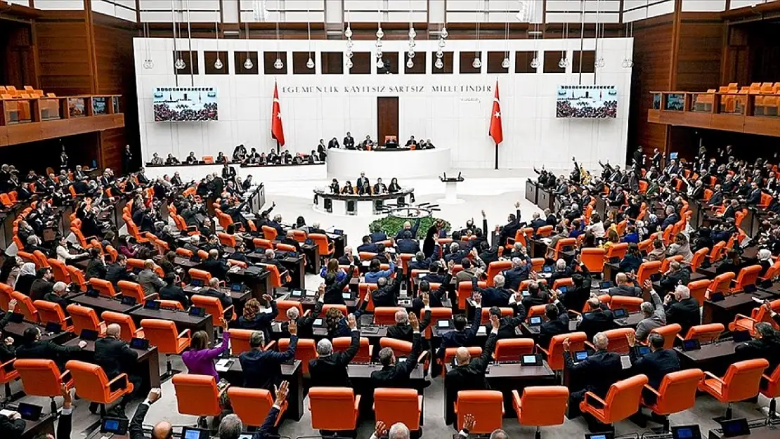 İnfaz Düzenlemesi Meclis'e Sunuldu: 9 Yasada Değişiklik, 30 Maddeyle Geliyor