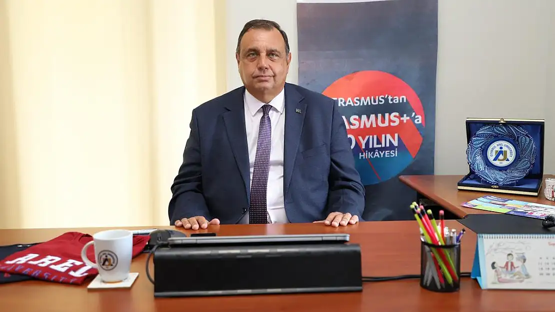 'İsrail Akdeniz'deki Enerji Kaynaklarını Ele Geçirmek İstiyor'