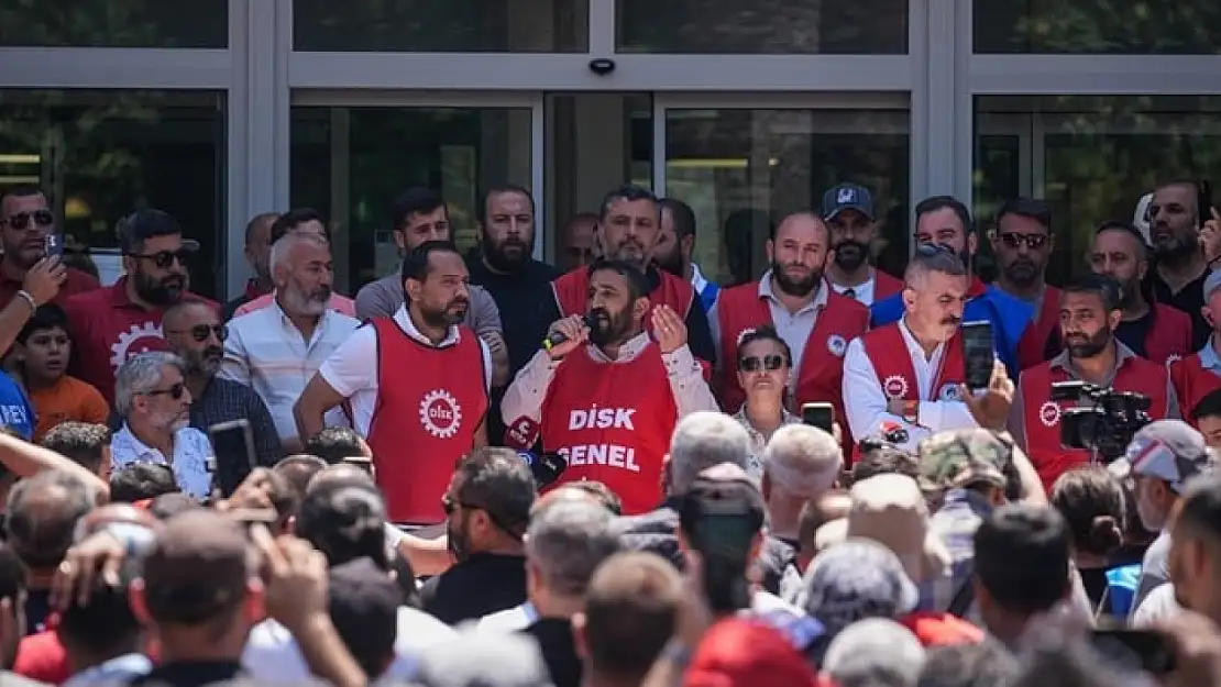 İzmir'de Grev Sarmalı: Başkan Tugay'dan Sendikaya Sert Mesaj – ''Çalışanı Engellemek Suçtur!''