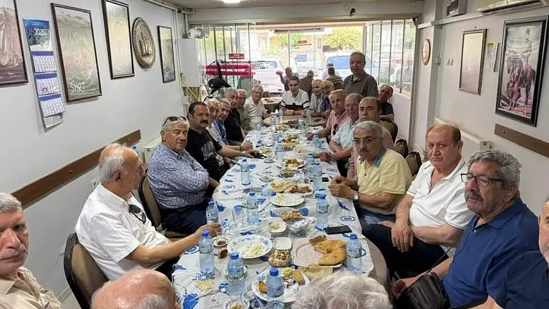 İzmir Siirtliler Derneği'nde Yeni Başkan: Mesut Erden