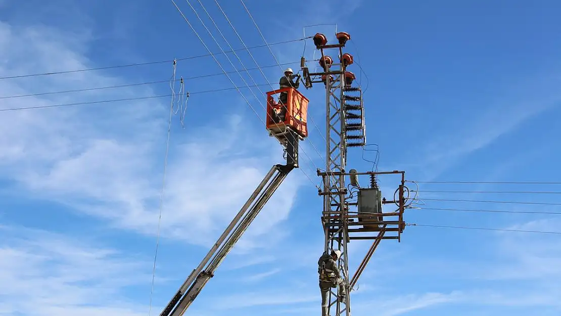 Kaçak Elektrik Kullanımından Dicle Elektrik'in 70 bin Dava Dosyası Var