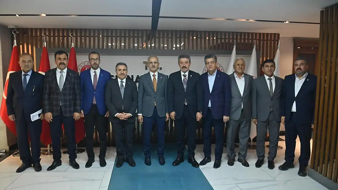 KALKINMA YOLU'NUN TÜRKİYE'YE AÇILAN KAPISI ŞIRNAK