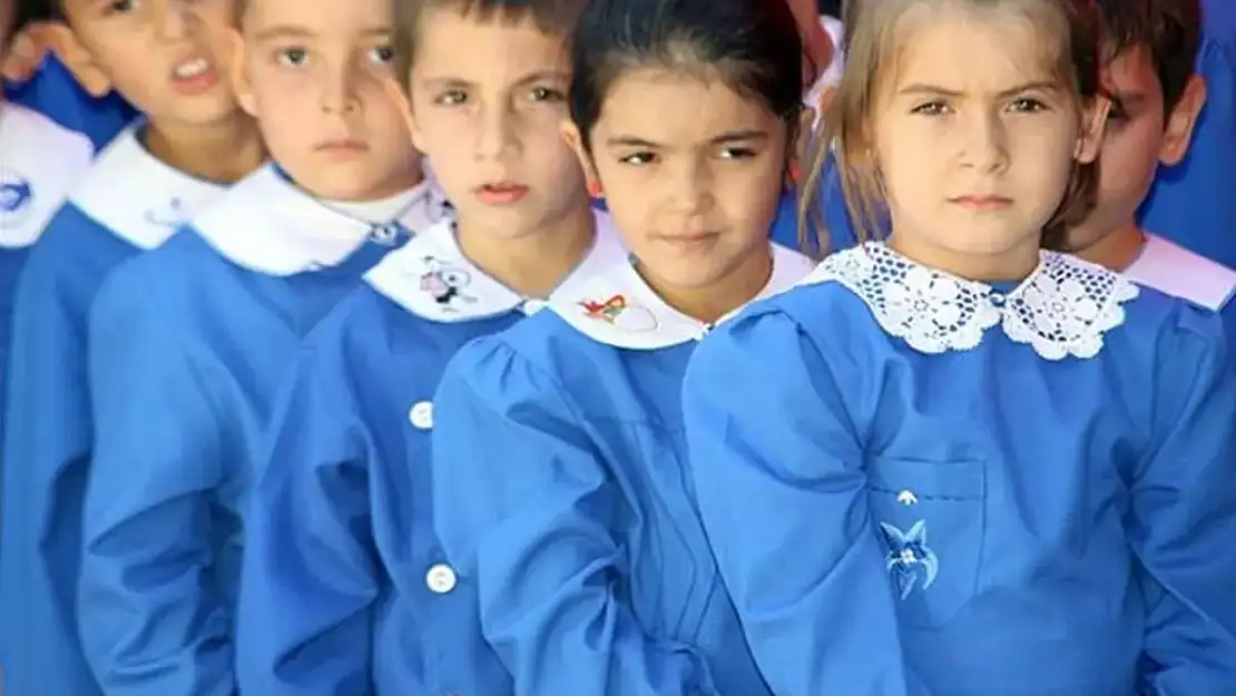 Karnede Sürpriz Karar: Okullarda Forma Zorunluluğu Geri Geliyor