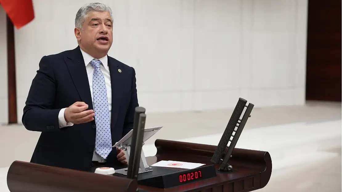 Kısacık: 'İstihdamın ve İhracatın Lokomotifi Tekstil Sektörü Bitiriliyor'