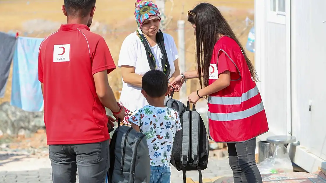 Kızılay, Eğitim Yardımlarıyla 85 Bin Öğrenciye Destek Oluyor