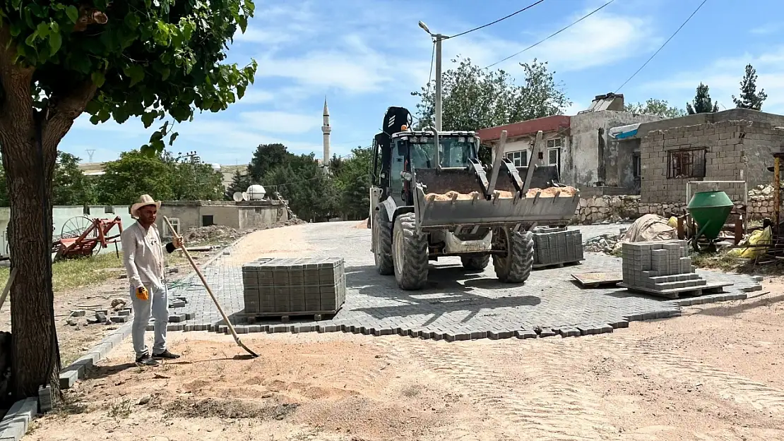 Kurtalan Belediyesi'nden Parke Taşı Çalışması