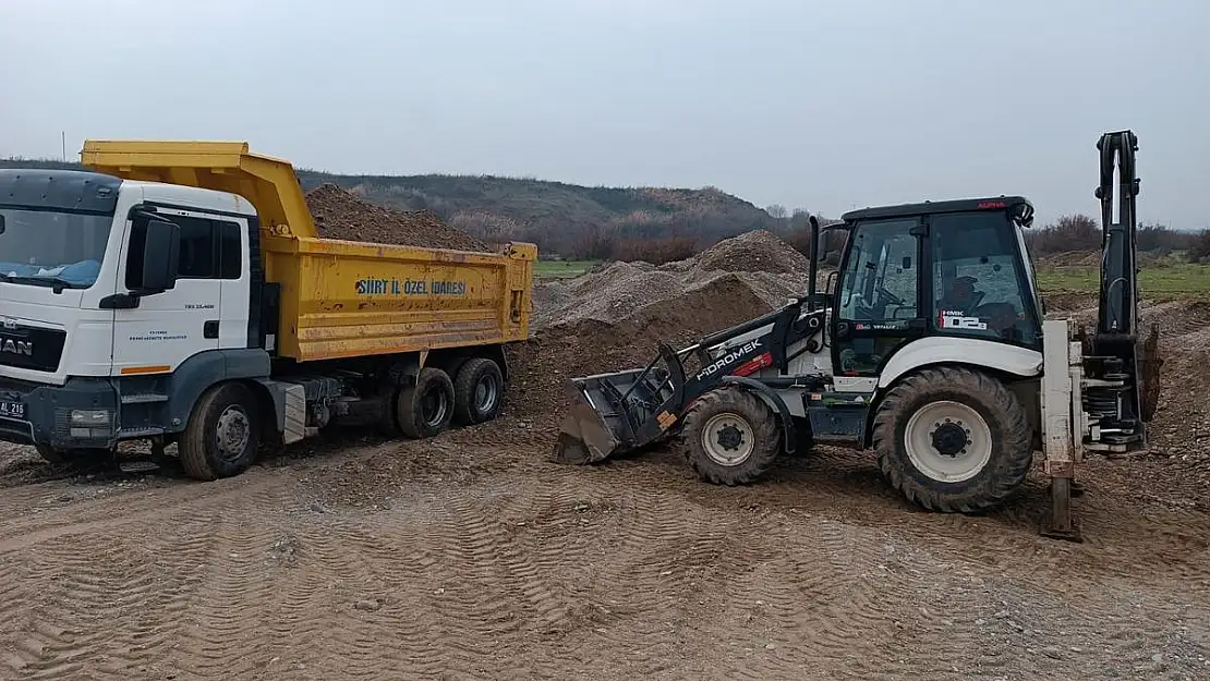 Kurtalan'da Köy Yollarında Çalışmalar