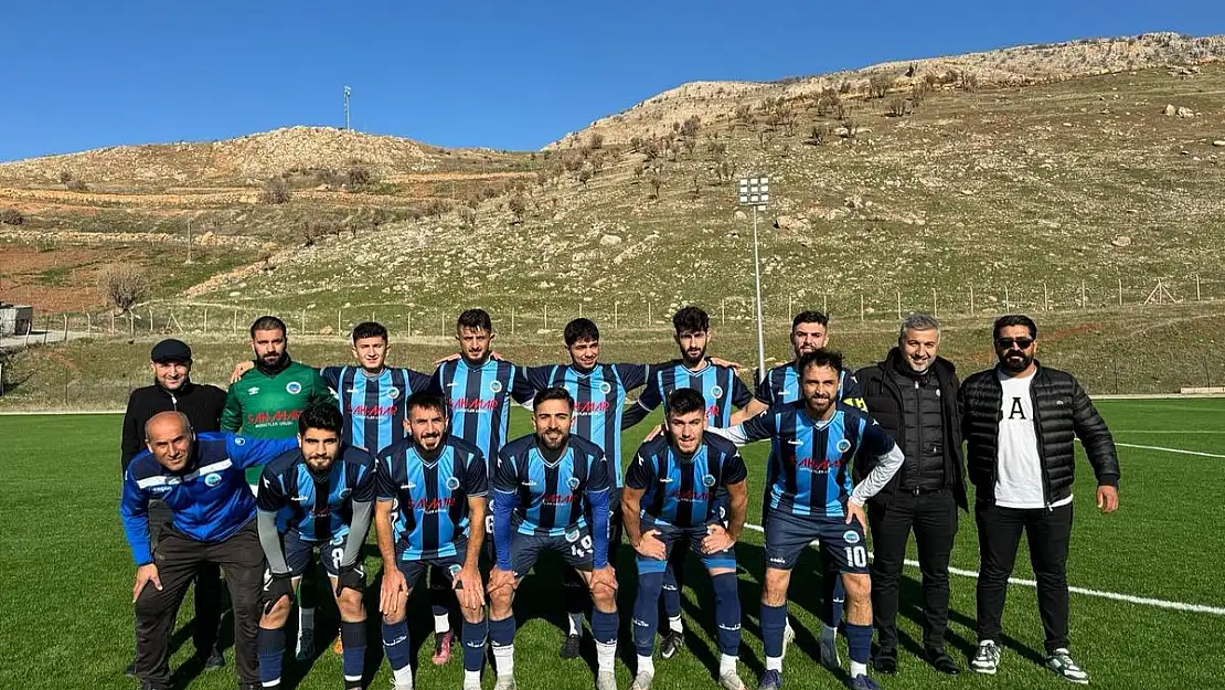 Kurtalanspor-Şirvanspor'u 2-1 Mağlup Etti