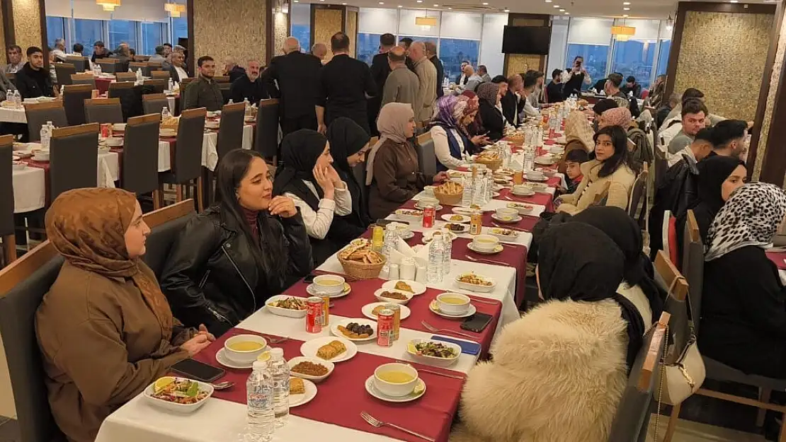 Mat Triko'nun Geleneksel İftarına Her Kesimden 300 Kişi Katıldı