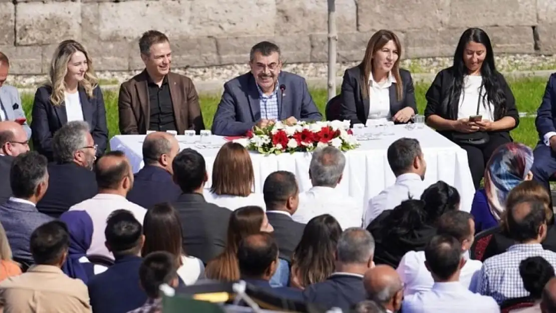 MEB'den Öğretmenlere Haziran Semineri İçin İl Seçme Hakkı