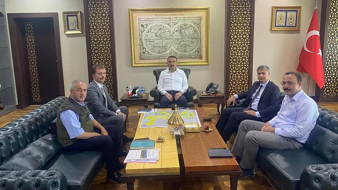 Melikunnas Özkaya Vali'yi Ziyaret Etti