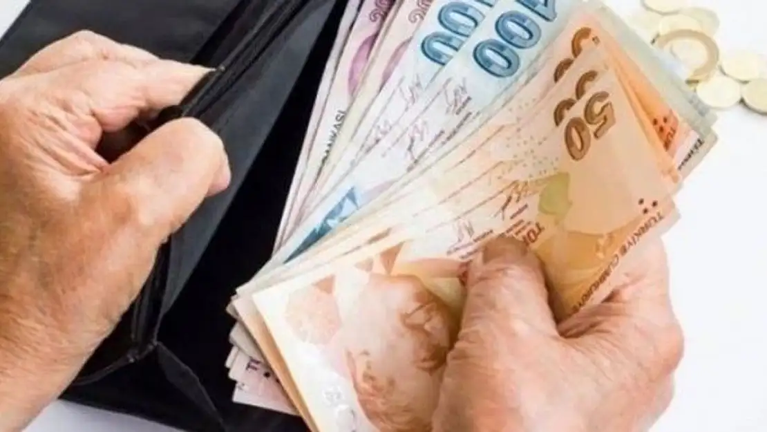 Memurların Gözü Hükümetin Son Teklifinde: İlk 6 Ay , İkinci 6 Ay %7 Zam Önerisi