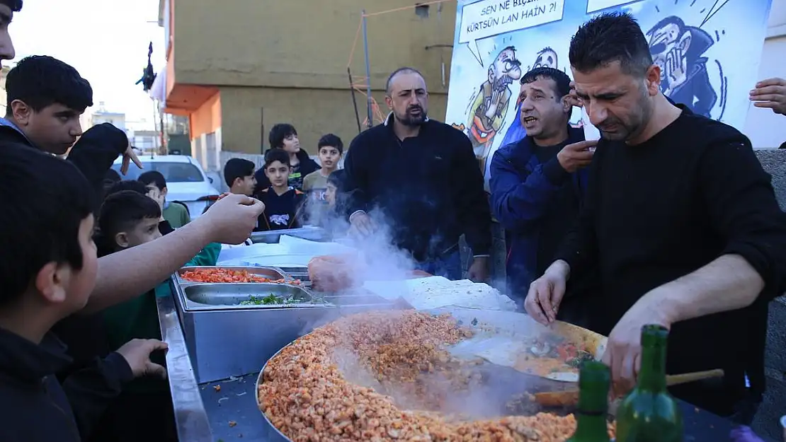 Mersin Siirtliler Derneğinden Anlamlı Etkinlik