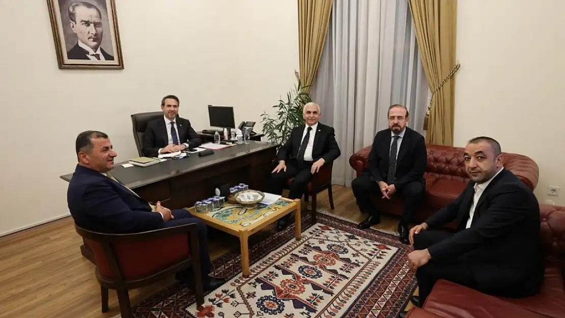 Mervan Gül'den Enerji ve Tabii Kaynaklar Bakanı Alparslan Bayraktar'a Ziyaret