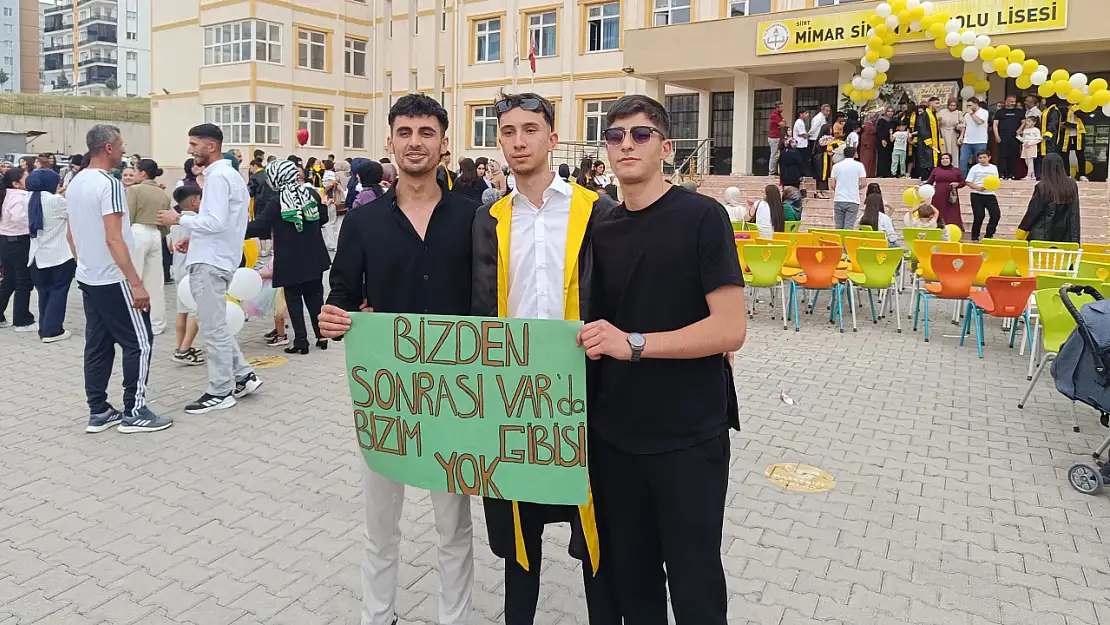 Mimar Sinan Anadolu Lisesi'nde Kep Töreni: Öğrenciler Üniversite Yolunda