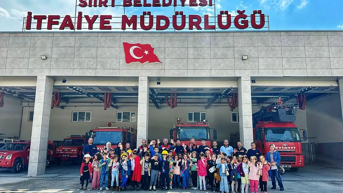 MİNİK ÖĞRENCİLER İTFAİYECİLERDEN EĞİTİM ALDI