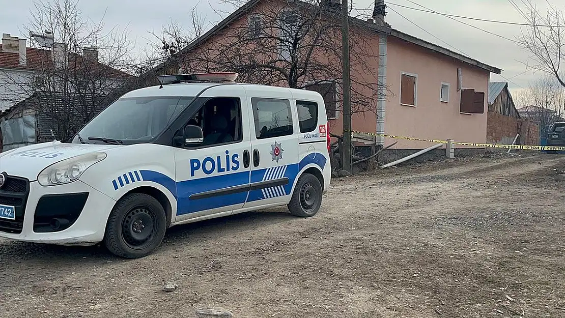 Muhtar, Kendisine Rakip Olan Muhtar Adayını Öldürdü