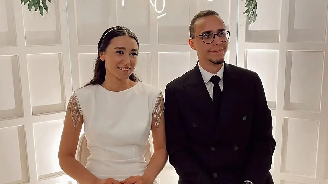 Mutlu Bir Nişan