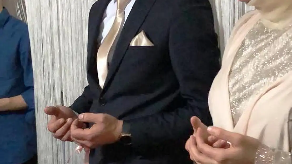 MUTLU BİR NİŞAN