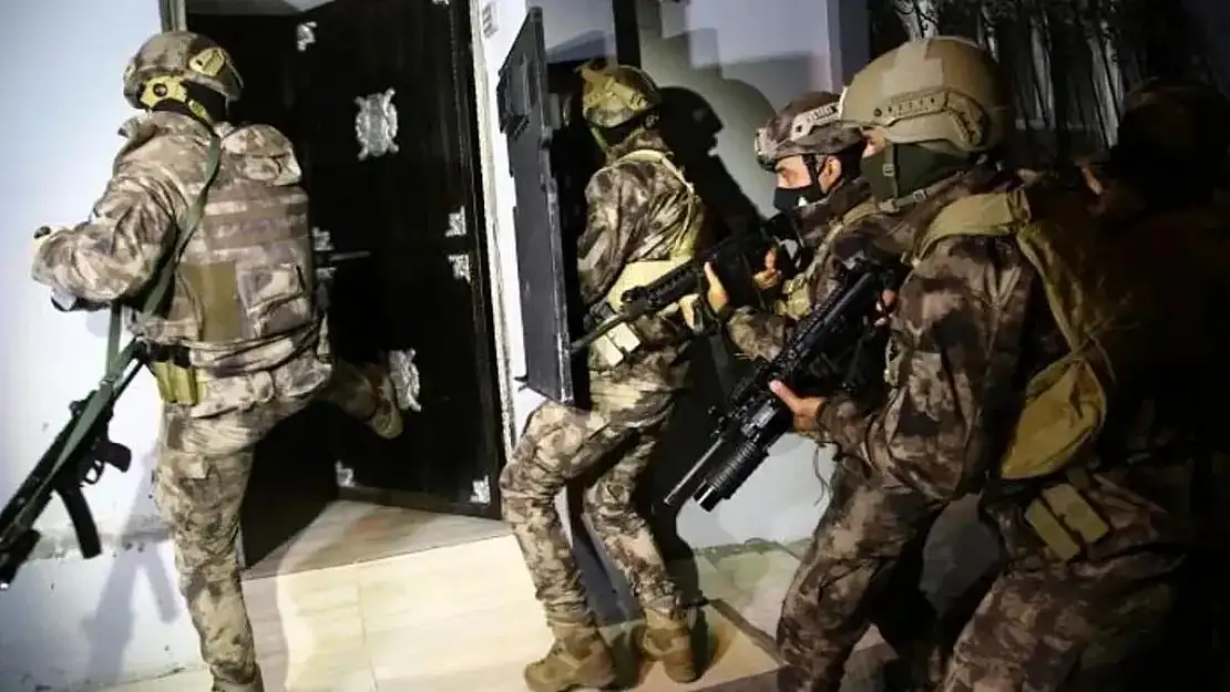 Narkogüç ve Narkoçelik Operasyonlarıyla Uyuşturucu Şebekeleri Çökertildi