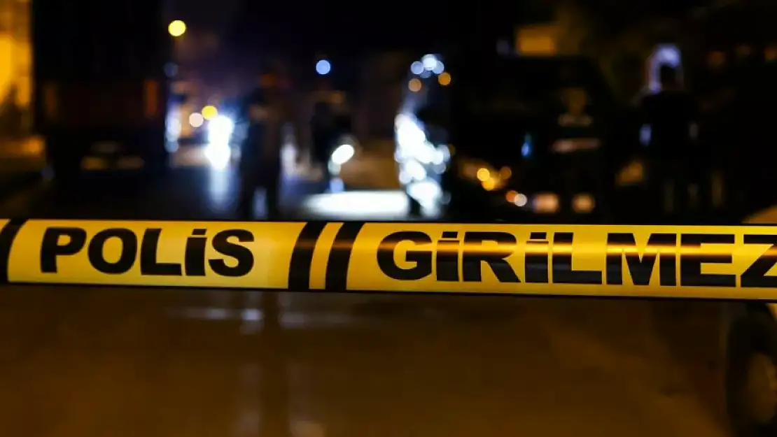 Oğlu Tarafından Bıçaklanan Kadın Hayatını Kaybetti
