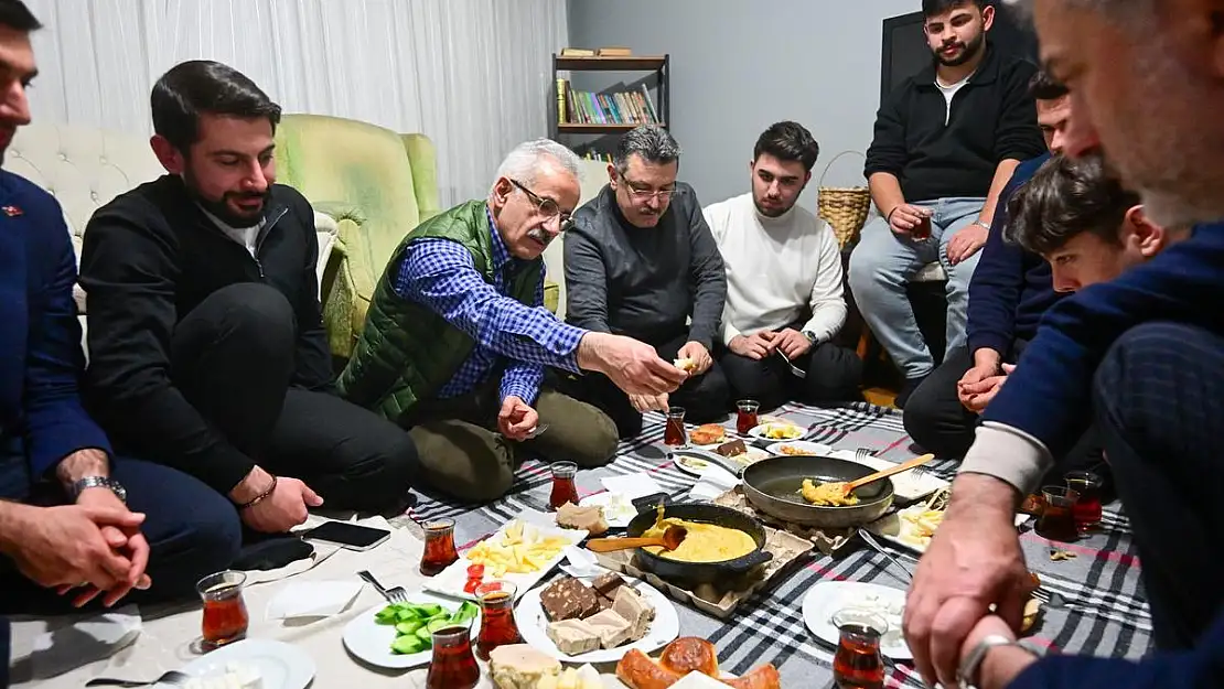 Öğrencilerle Sahur Vakti