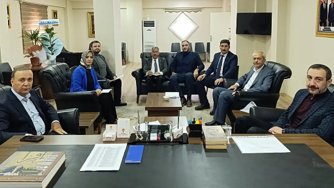 Ören, Kilis'te AK Parti Teşkilatıyla İstişare Toplantısına Katıldı
