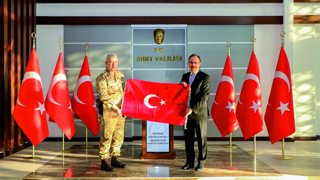Orgeneral Kurtoğlu'ndan Vali Kızılkaya'ya Ziyaret