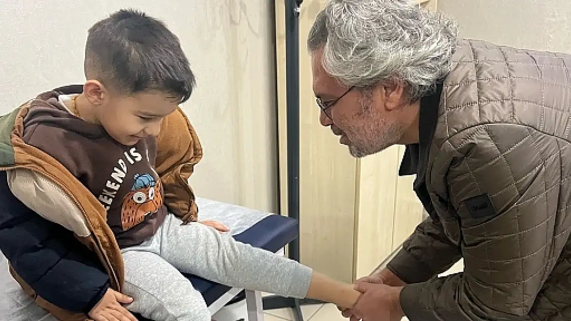 Ortopedi Dr. Şakir Alper Cansever Başarılı Teşhisleriyle Dikkat Çekiyor