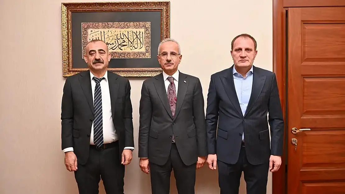 Pervari Belediye Başkanı Özcan'dan Diyarbakır'a Gelen Ulaştırma Bakanına Ziyaret
