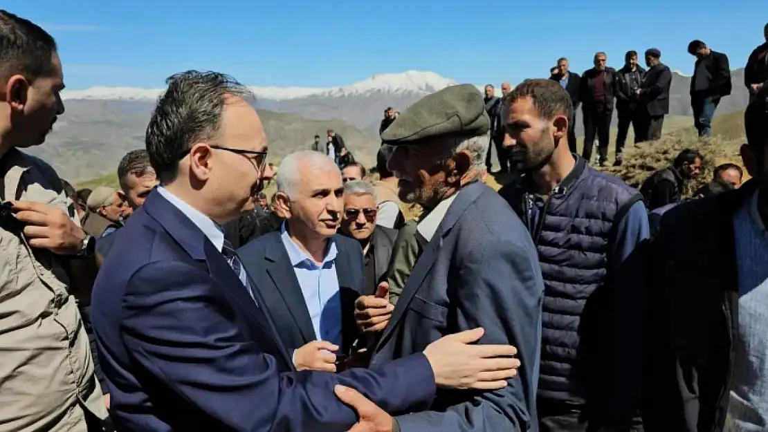 Pervari'de, Sükunetin Sağlanması İçin Vali Dr. Kızılkaya Üstün Bir Çaba İçinde