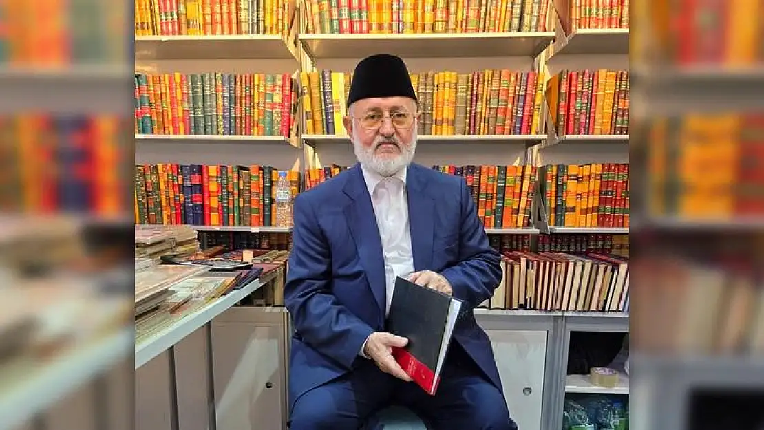Prof. Dr. Geylani Birleşik Arap Emirlikleri Kitap Fuarında