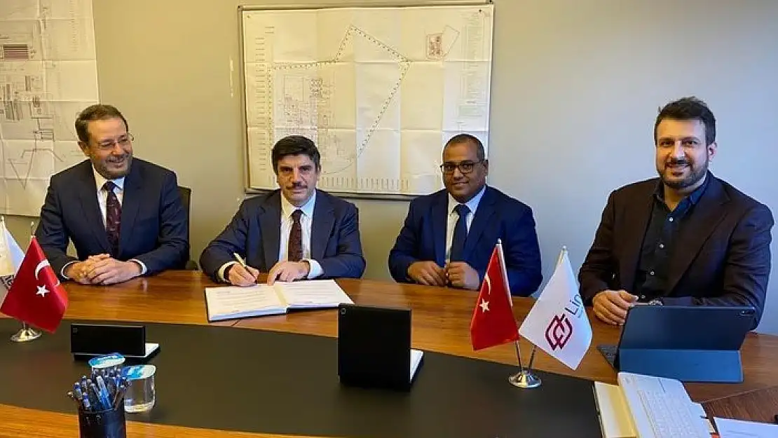 PROF.DR.YASİN AKTAY, SİİRT'TE BİR FABRİKA DAHA YAPILACAĞINI AÇIKLADI