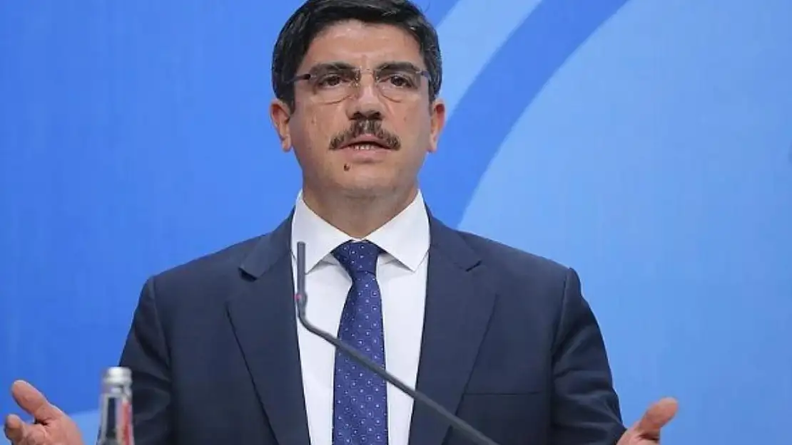 Prof.Dr.Yasin Aktay'ın Kaleminden: İslam Ülkelerinde Adalet ve Demokrasi Arayışında Yeni Bir Girişim
